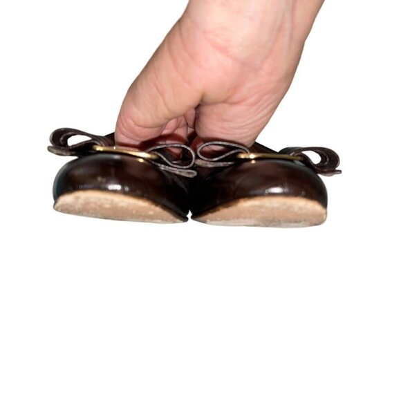 Salvatore Ferragamo Womens Pumps Size 6 Brown Vara Bow Croc Embossed Leather - Picture 7 of 8